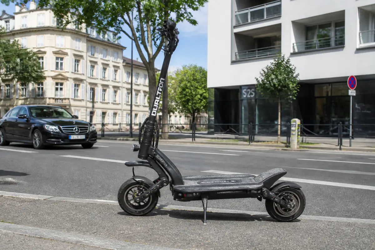 Trottinette Électrique : Réglementation Pour Plus De 25 Km/h ?